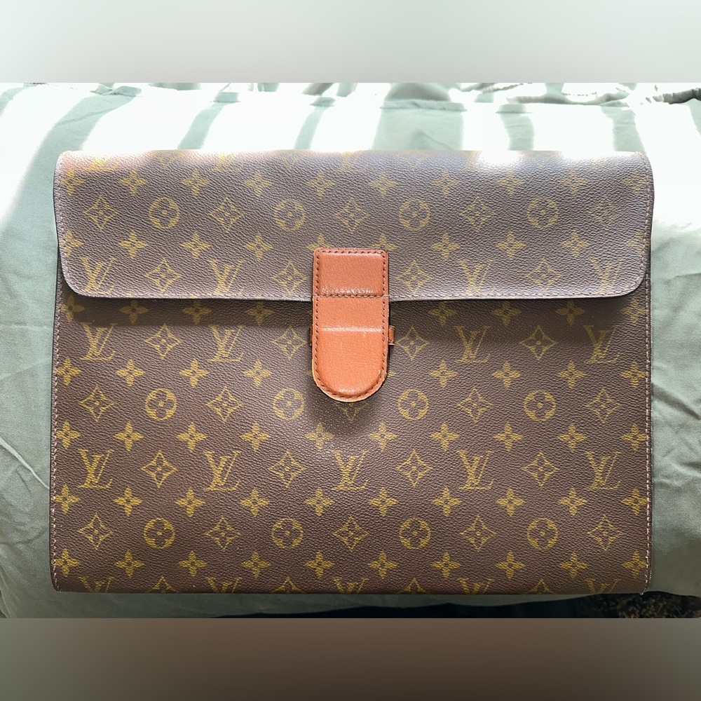 Louis Vuitton document case